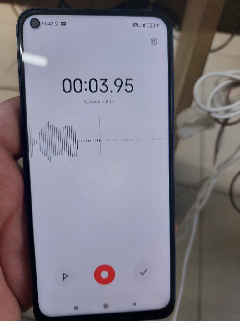 Mikrofon testi ve kalite kontrol süreci